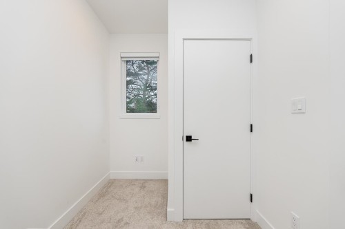 23-19330 Fairway Drive, Surrey, BC 