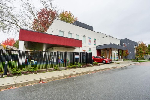 23-19330 Fairway Drive, Surrey, BC 