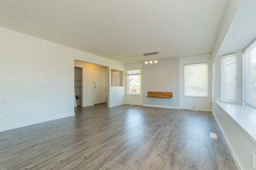 15592 100 Avenue, Surrey, BC 