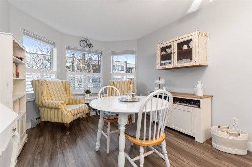 209-2491 Gladwin Road, Abbotsford, BC 