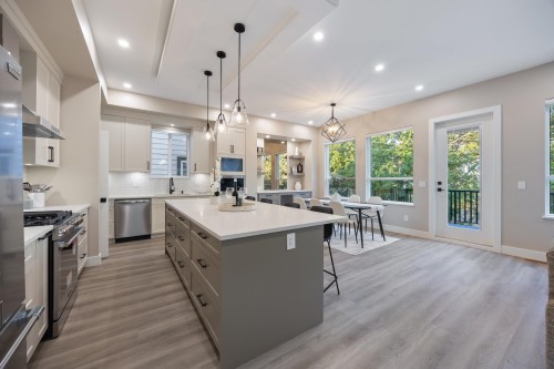 7024 205 Street, Langley, BC 