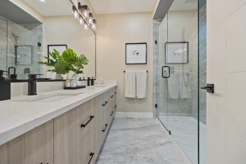 7024 205 Street, Langley, BC 