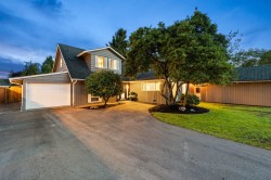 22806 Rennie Avenue  Langley, BC V1M 2S3