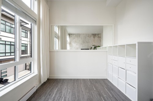 17-14057 60A Avenue, Surrey, BC 