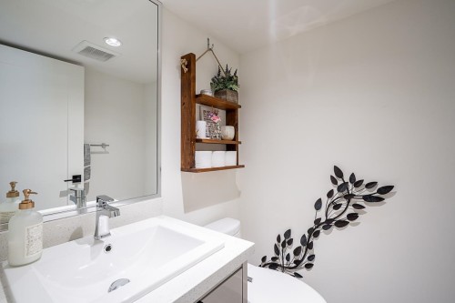 17-14057 60A Avenue, Surrey, BC 