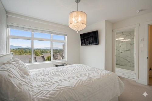 17-14057 60A Avenue, Surrey, BC 