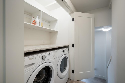 17-14057 60A Avenue, Surrey, BC 