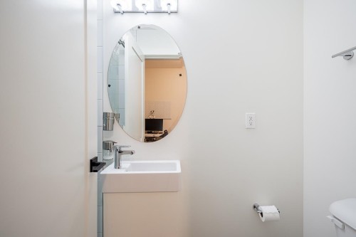 17-14057 60A Avenue, Surrey, BC 