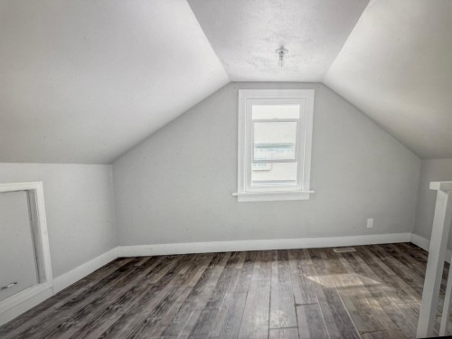 14782 107A Avenue, Surrey, BC 