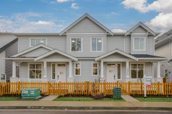 20516 76a Avenue  Langley, BC V2Y 3T1