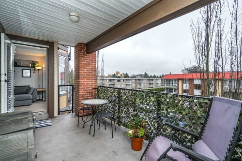 330-5660 201A Street, Langley, BC 