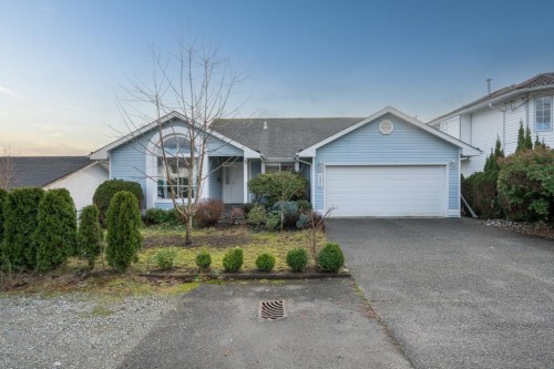 32948 10 Avenue  Mission, BC V2V 2K3