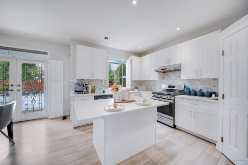 1911 140A Street, Surrey, BC 