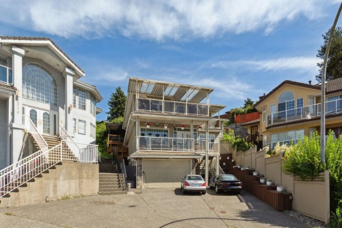 12182 101B Avenue, Surrey, BC 