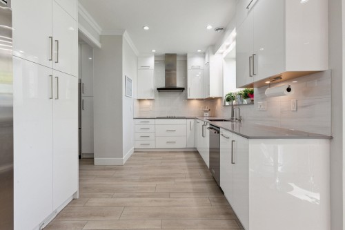 12182 101B Avenue, Surrey, BC 