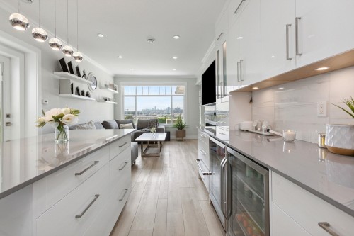 12182 101B Avenue, Surrey, BC 