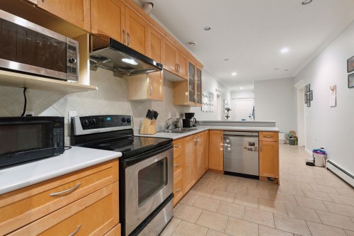 12182 101B Avenue, Surrey, BC 