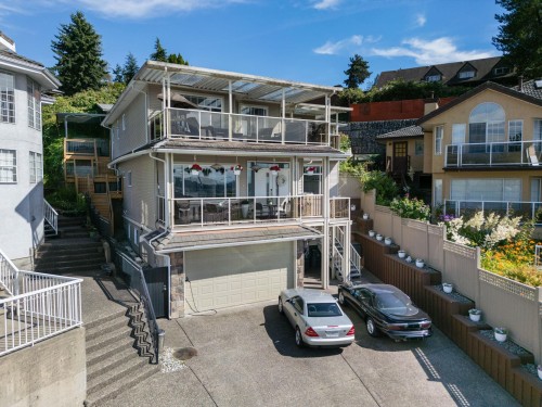 12182 101B Avenue, Surrey, BC 