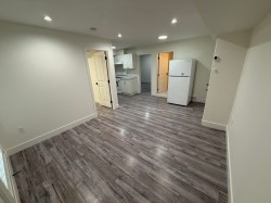 13909 Park Drive  Surrey, BC V3R 6N5