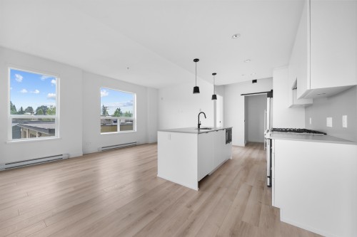 318-2493 Montrose Avenue, Abbotsford, BC 