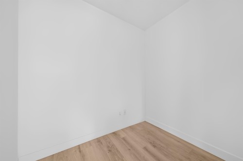 318-2493 Montrose Avenue, Abbotsford, BC 