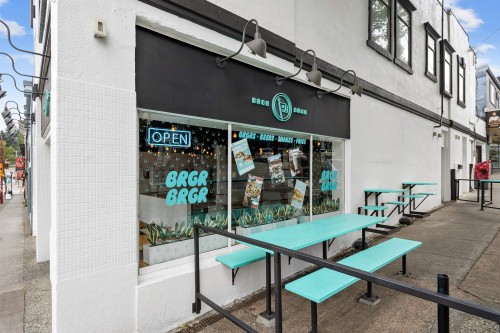 318-2493 Montrose Avenue, Abbotsford, BC 