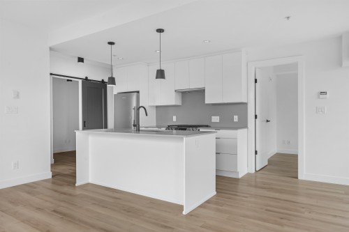 318-2493 Montrose Avenue, Abbotsford, BC 