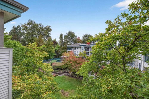 322-19528 Fraser Highway, Surrey, BC 