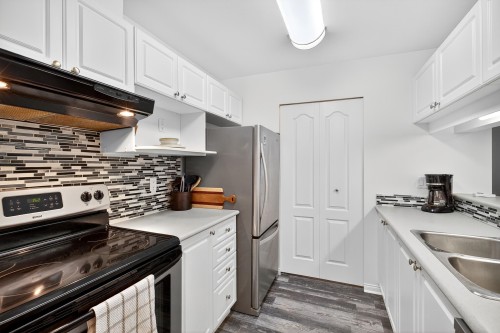 322-19528 Fraser Highway, Surrey, BC 