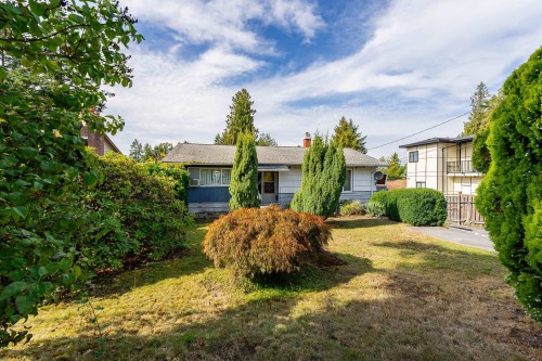 10725 127a Street  Surrey, BC V3V 5L7