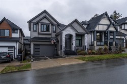 12711 104a Avenue  Surrey, BC V3V 6C1
