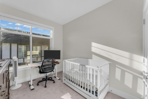 25-17528 60 Avenue, Surrey, BC 