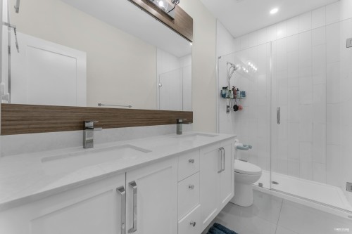 25-17528 60 Avenue, Surrey, BC 