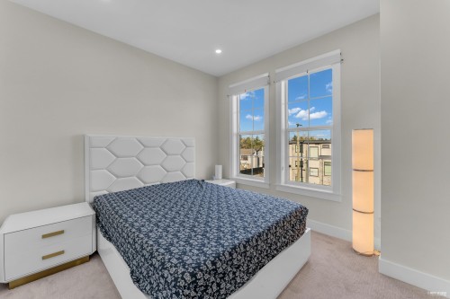 25-17528 60 Avenue, Surrey, BC 