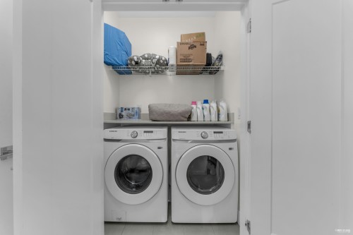 25-17528 60 Avenue, Surrey, BC 