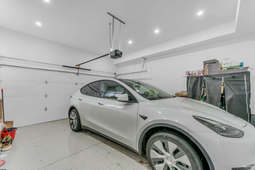 25-17528 60 Avenue, Surrey, BC 