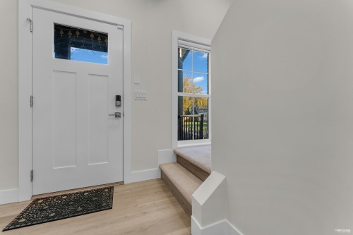 25-17528 60 Avenue, Surrey, BC 