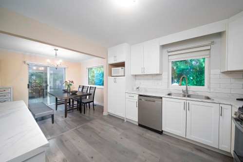 10123 158A Street, Surrey, BC 