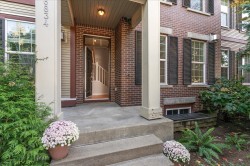 6834 208 Street  Langley, BC V2Y 0M3