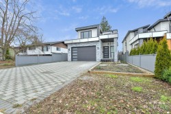 Basement-11859 92 Avenue  Delta, BC V4C 3N2