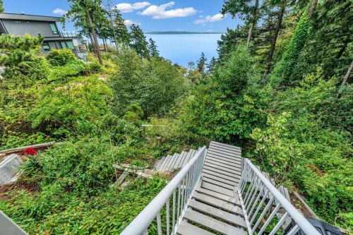 14104 Marine Drive, White Rock, BC 