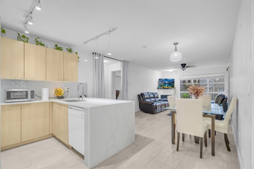 301-12083 92a Avenue  Surrey, BC V3V 8C8