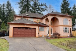 13732 58 Avenue  Surrey, BC V3X 3J1