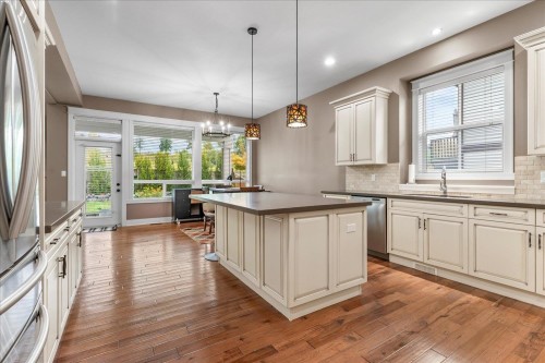 2203 Riesling Drive, Abbotsford, BC 