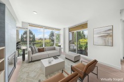 301-15445 Vine Avenue  Surrey, BC V4B 2T3