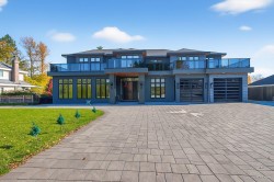 9376 164 Street  Surrey, BC V4N 3C8