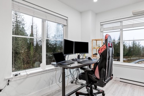 9-21150 76A Avenue, Langley, BC 