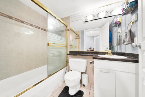 210-8115 121A Street, Surrey, BC 