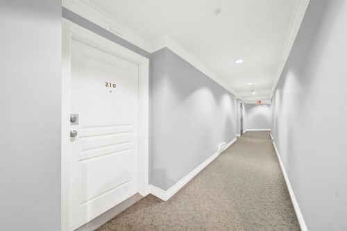 210-8115 121A Street, Surrey, BC 