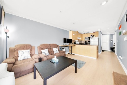 210-8115 121A Street, Surrey, BC 